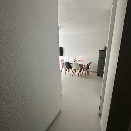 Apartamento Superbe En Avec Piscine La Rivière-Saint-Sauveur
