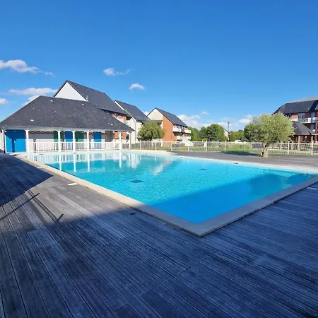 Superbe En Avec Piscine