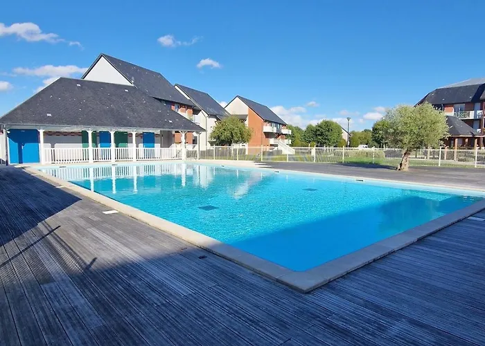 Superbe En Avec Piscine